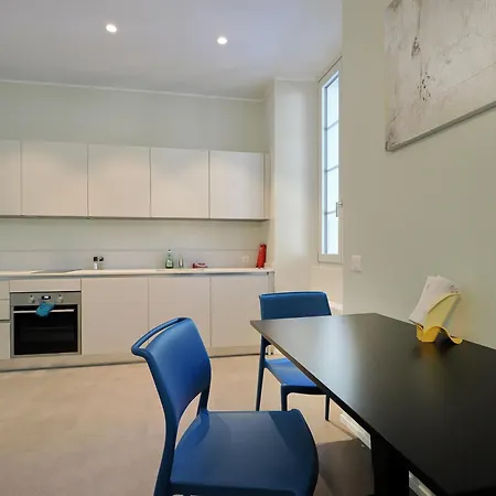 Carnival 9 * Muralto